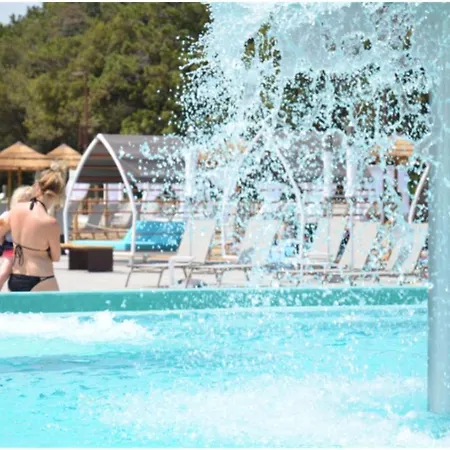Bungalow Leccio Trilocale 3 Pax * ביביונה